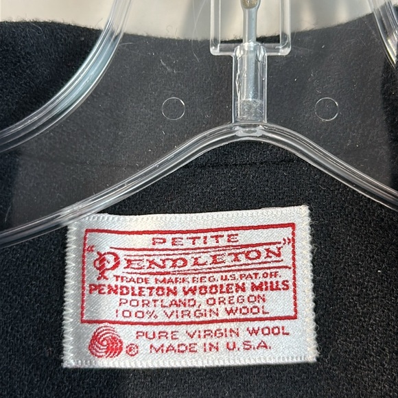 Vintage Pendleton Black 100% Virgin Wool Blazer Size 6 Petite - Picture 8 of 16